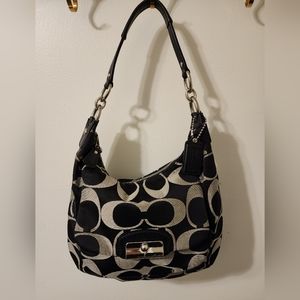 Coach Kristen Signature Hobo 22301